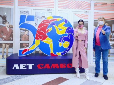 Тина Канделаки посетила школу «Самбо-70»