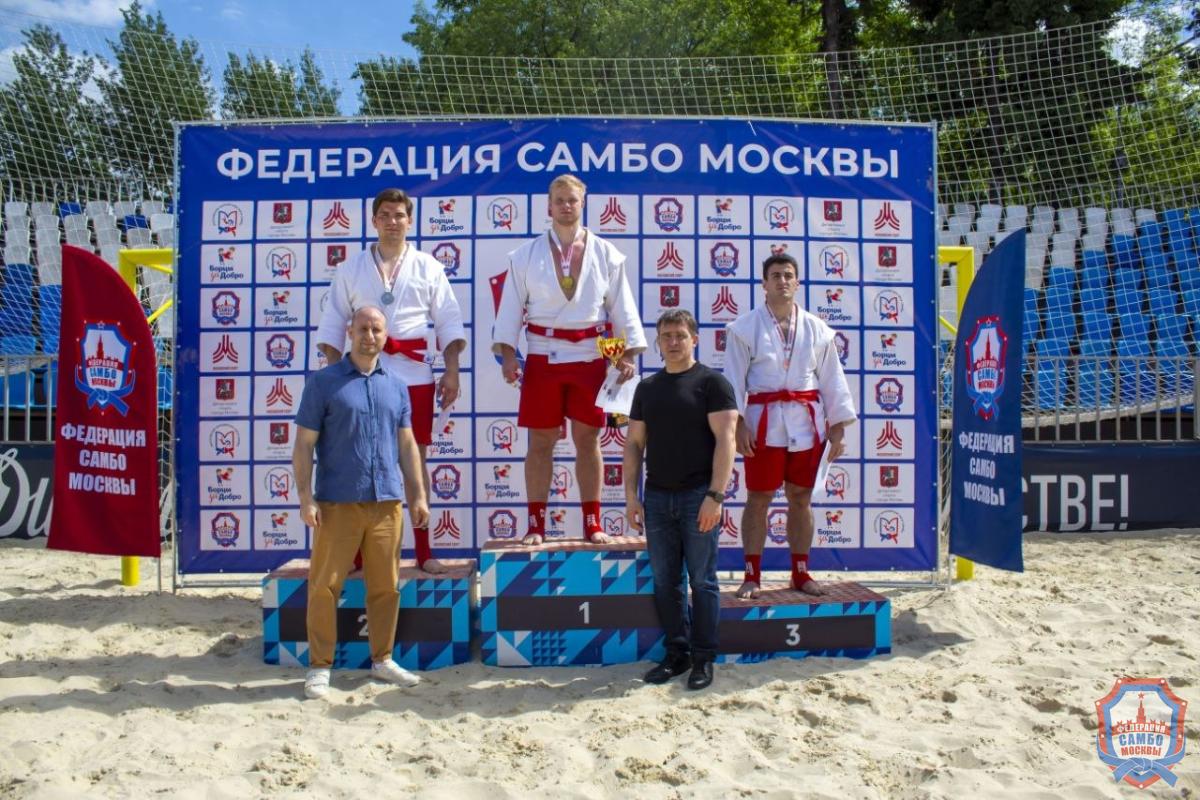 Песок, эмоции и борьба за путёвку в Анапу!