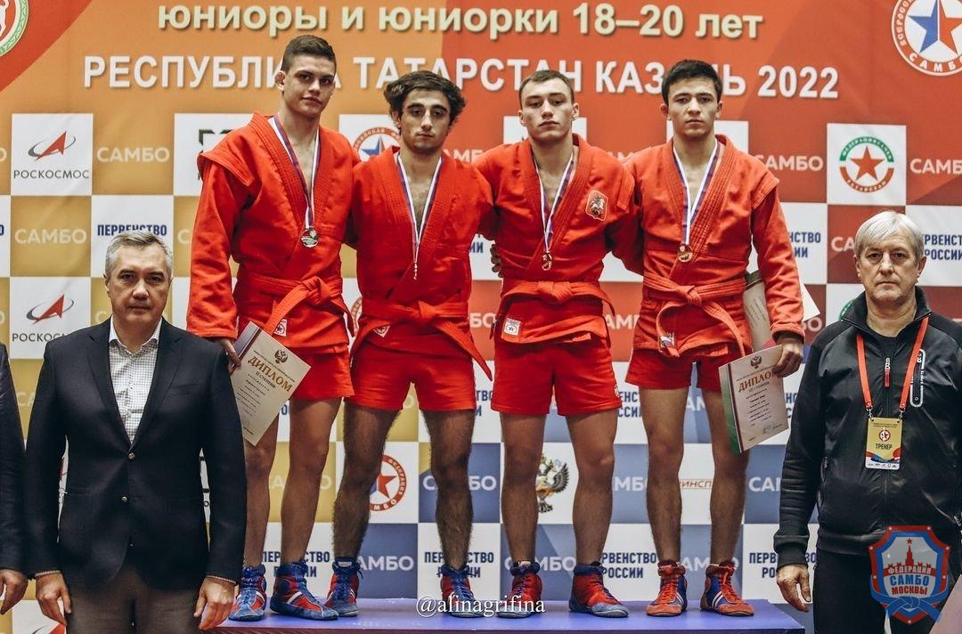 12 медалей на Первенстве России по самбо среди юниоров завоевали московские самбисты