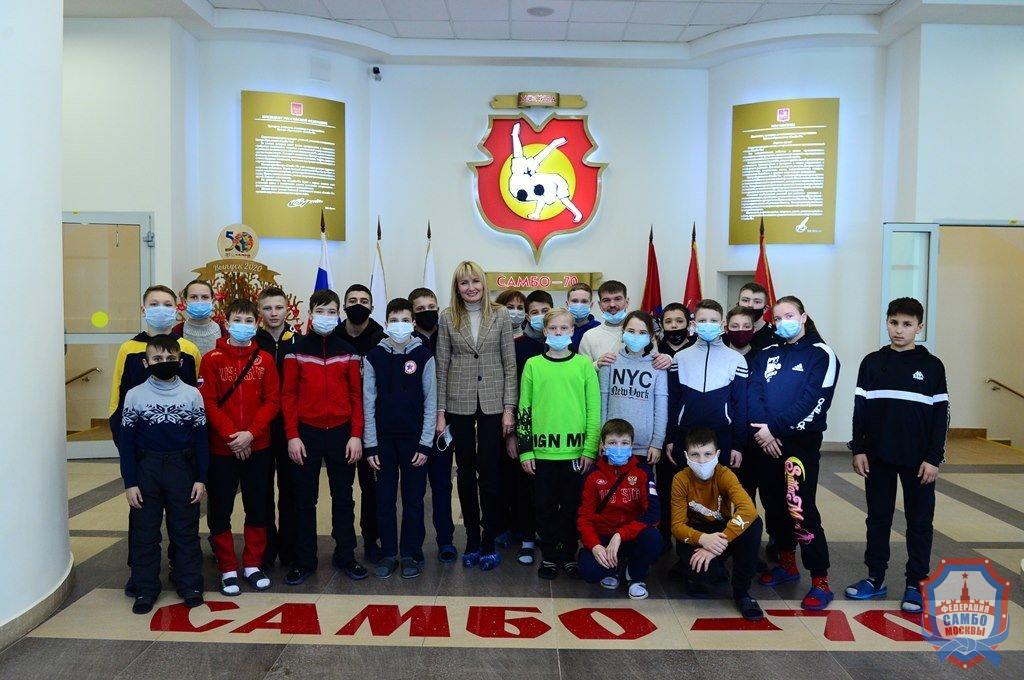 В «Самбо-70» в гости приехали учащиеся спецклассов самбо МБОУ «СОШ № 2» г. Чебоксары