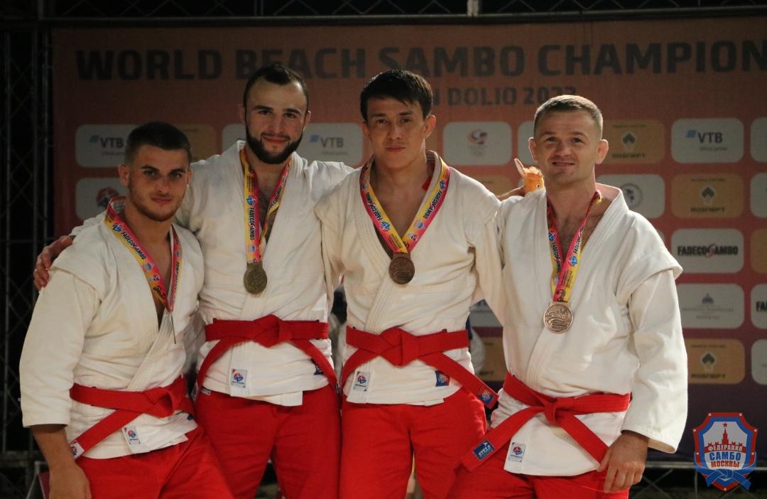 В Доминикане завершился чемпионат мира по пляжному самбо