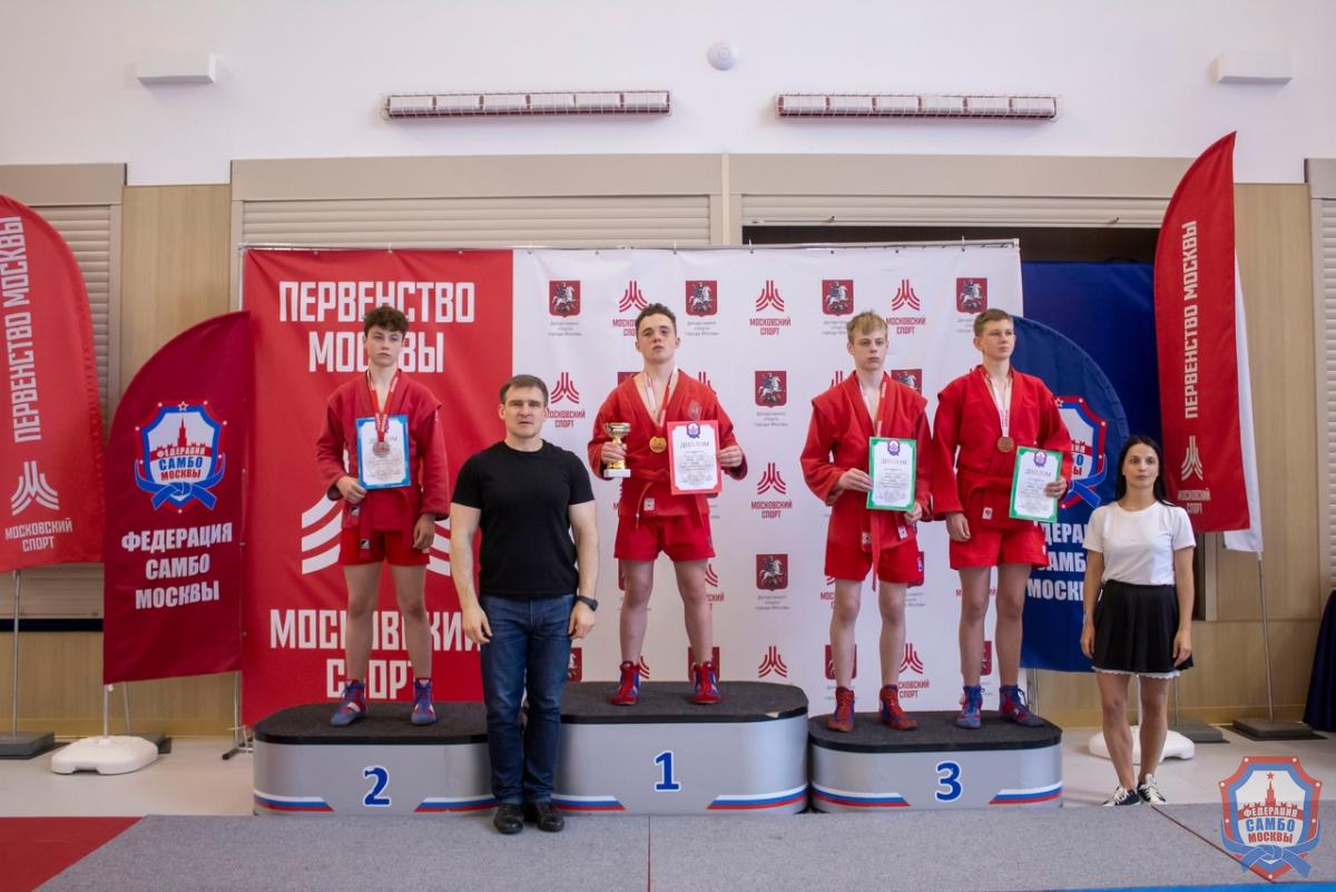 Боевое самбо Москвы: яркие поединки и новые чемпионы