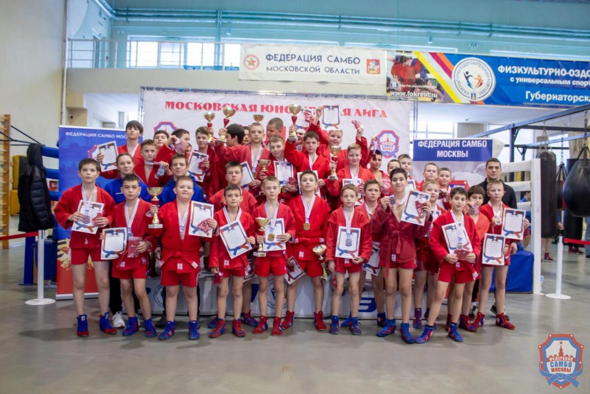 Молодые герои самбо: второй этап Московской Юношеской Лиги в Реутове