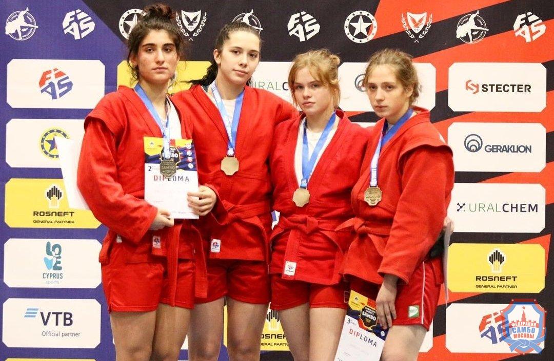 Ещё две золотые медали на Первенстве Европы по самбо среди кадетов