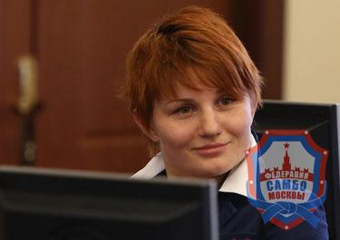 Анна Харитонова: «Пишу кандидатскую диссертацию по психологии»