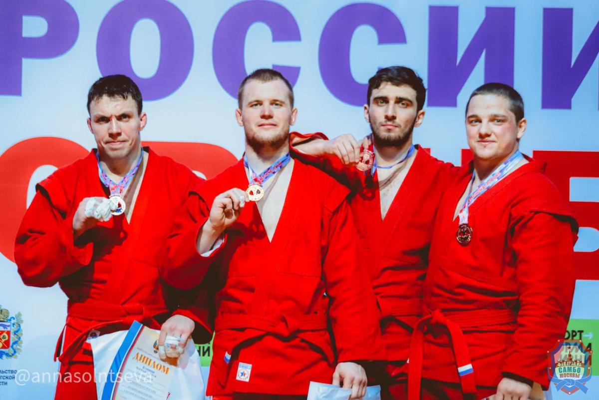 Чемпионат России по самбо стартовал в Оренбурге