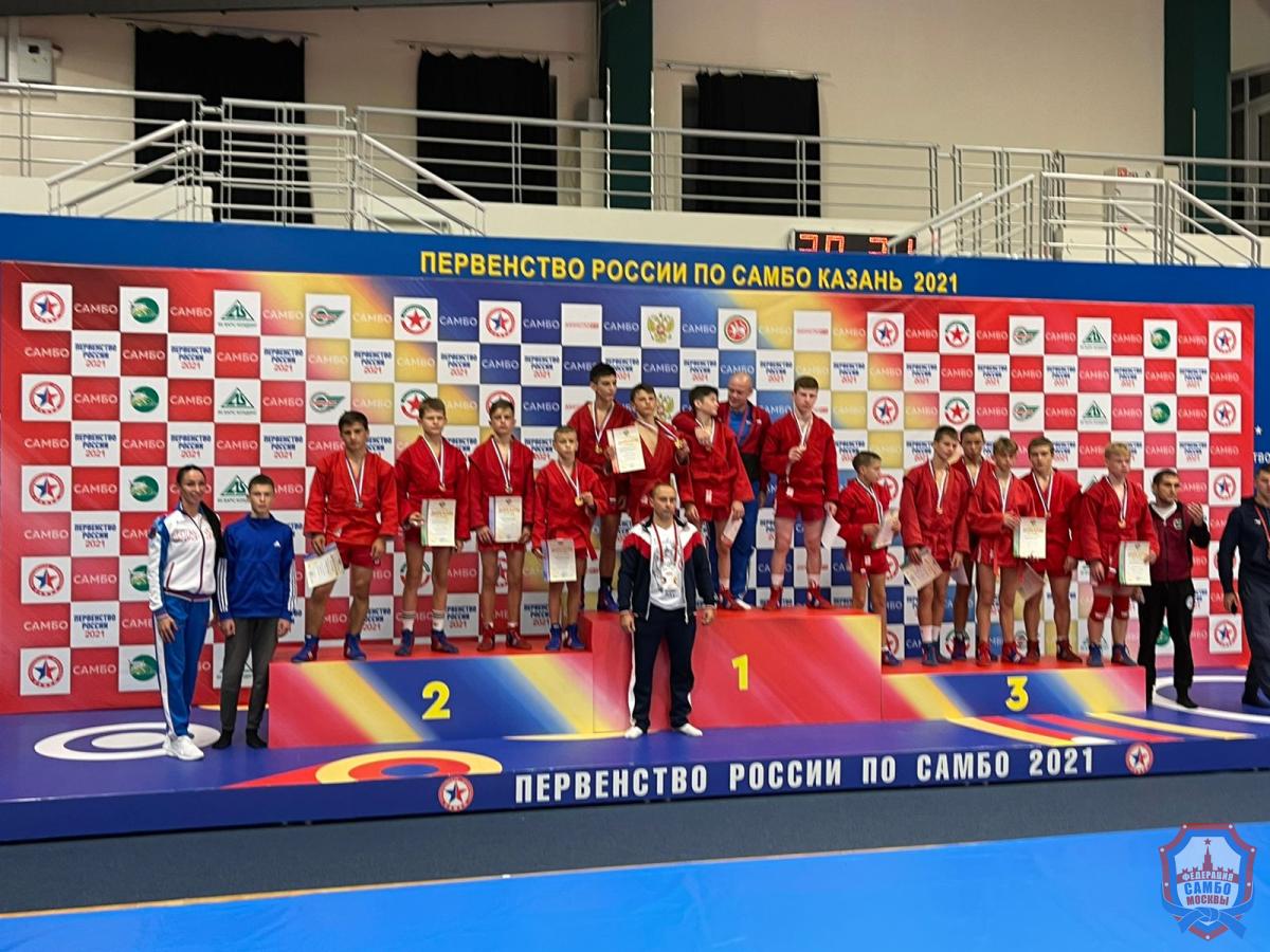 2 медали во второй день Первенства России по самбо в Казани