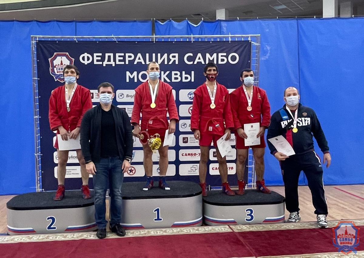 Чемпионат Москвы по самбо 2021 года среди мужчин и женщин и боевому самбо прошел в "Самбо-70"