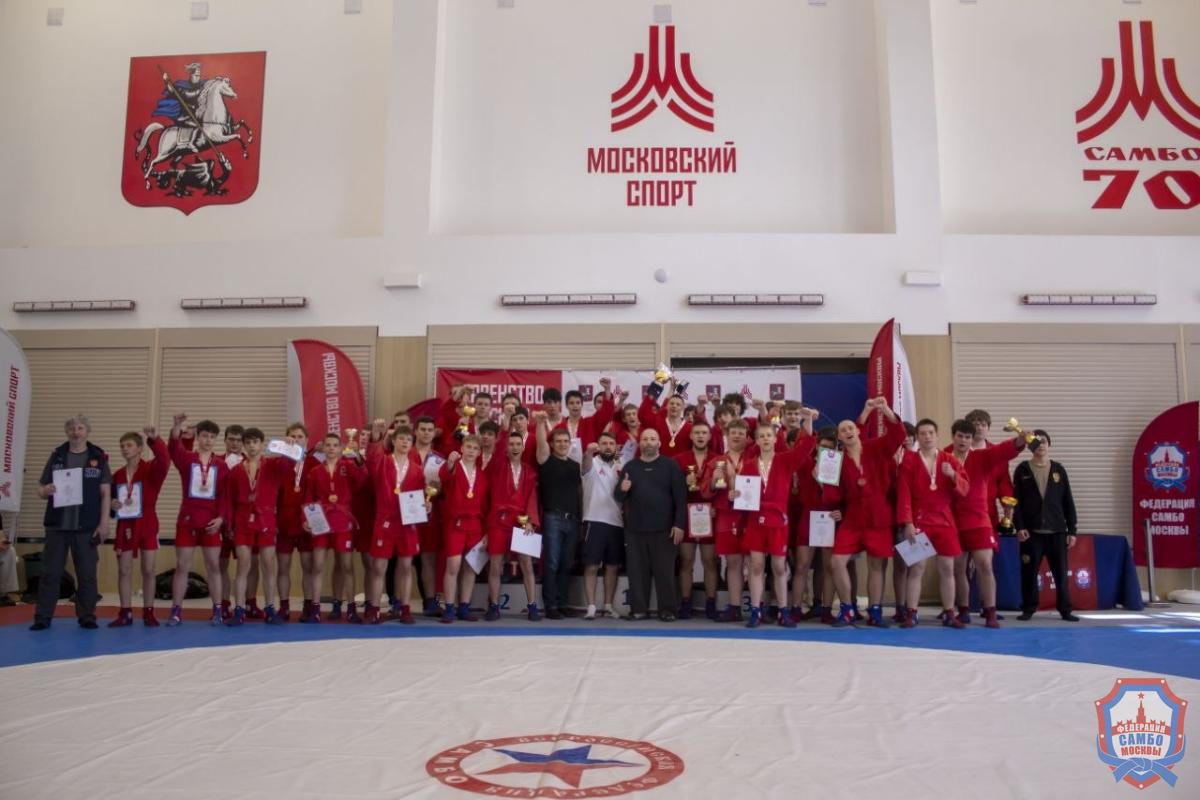 Боевое самбо Москвы: яркие поединки и новые чемпионы