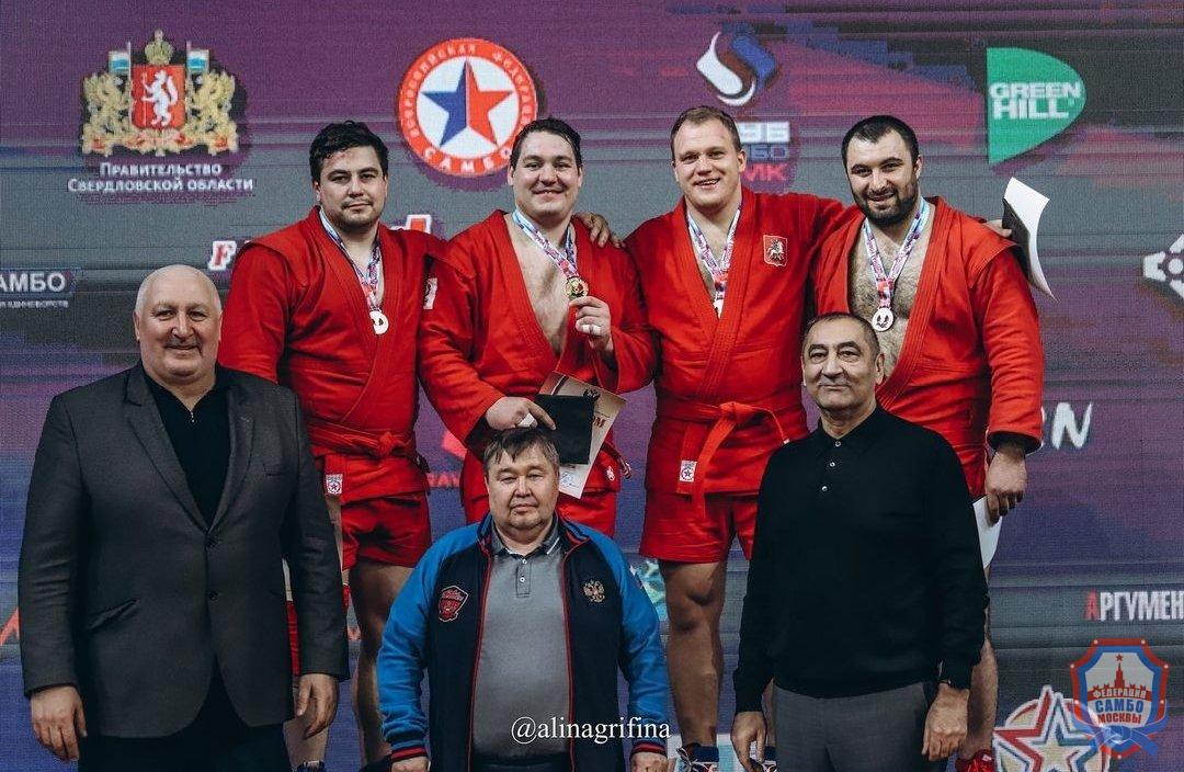Три медали в третий день чемпионата России по самбо