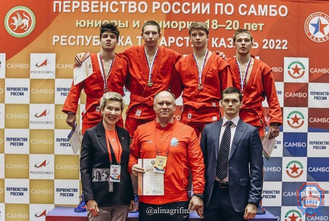 12 медалей на Первенстве России по самбо среди юниоров завоевали московские самбисты
