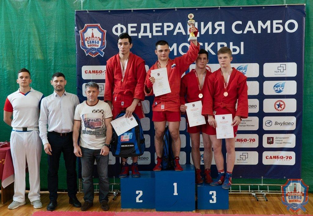 Первенство Москвы по боевому самбо среди юношей 16-18 лет прошло в ФОК "Ясенево"