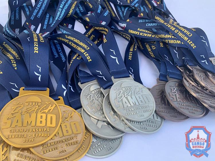 Первый в истории чемпионат мира по пляжному самбо прошел на Кипре