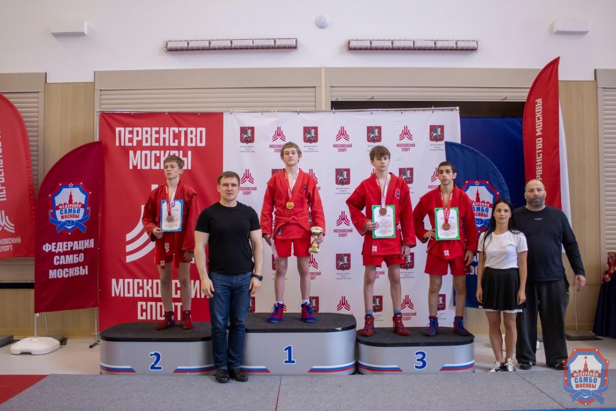 Боевое самбо Москвы: яркие поединки и новые чемпионы