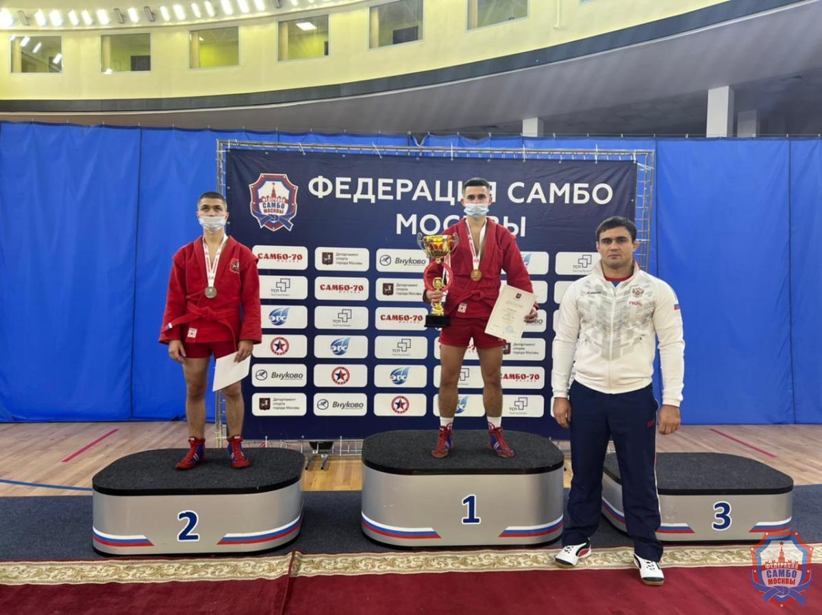 Чемпионат Москвы по самбо 2021 года среди мужчин и женщин и боевому самбо прошел в "Самбо-70"