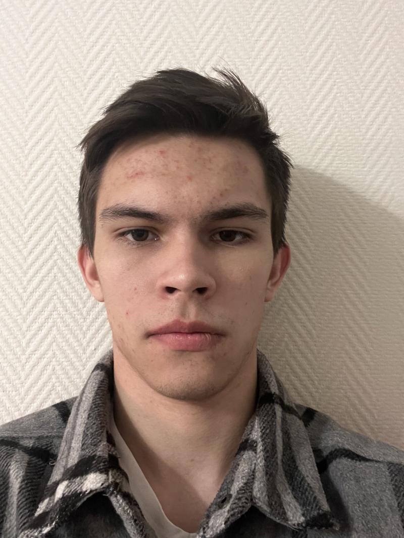 Махнёв Кирилл Алексеевич