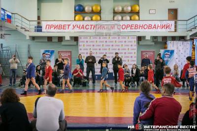 День защитника Отечества. Турнир «Стенка на стенку»