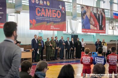 День защитника Отечества. Турнир «Стенка на стенку»
