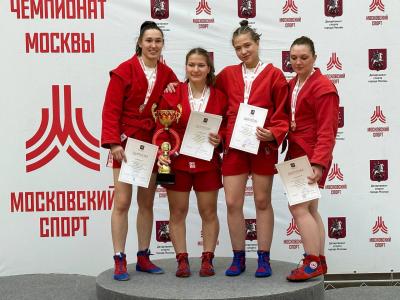 Чемпионат Москвы по самбо среди мужчин и женщин и боевому самбо