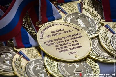 День защитника Отечества. Турнир «Стенка на стенку»
