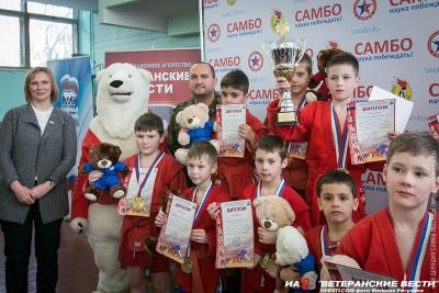 День защитника Отечества. Турнир «Стенка на стенку»