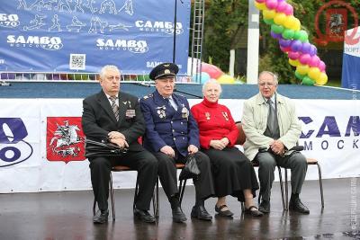 День защитника Отечества. Турнир «Стенка на стенку»