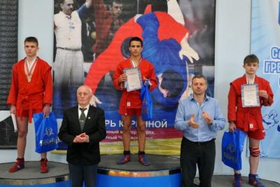 "Кубок Куринного" вернулся в школу "Борец"