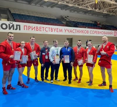 5 золотых медалей в 1-й день Кубка России по самбо и боевому самбо в Кстово 2021 года