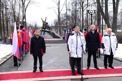 В Москве открыли Мемориал основоположникам борьбы самбо В. Спиридонову, В. Ощепкову и А. Харлампиеву